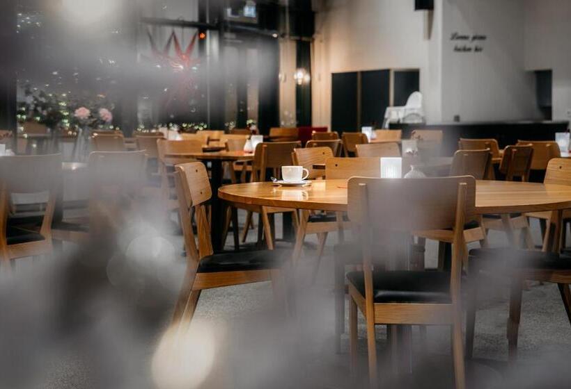 בית מלון כפרי L Bjorken