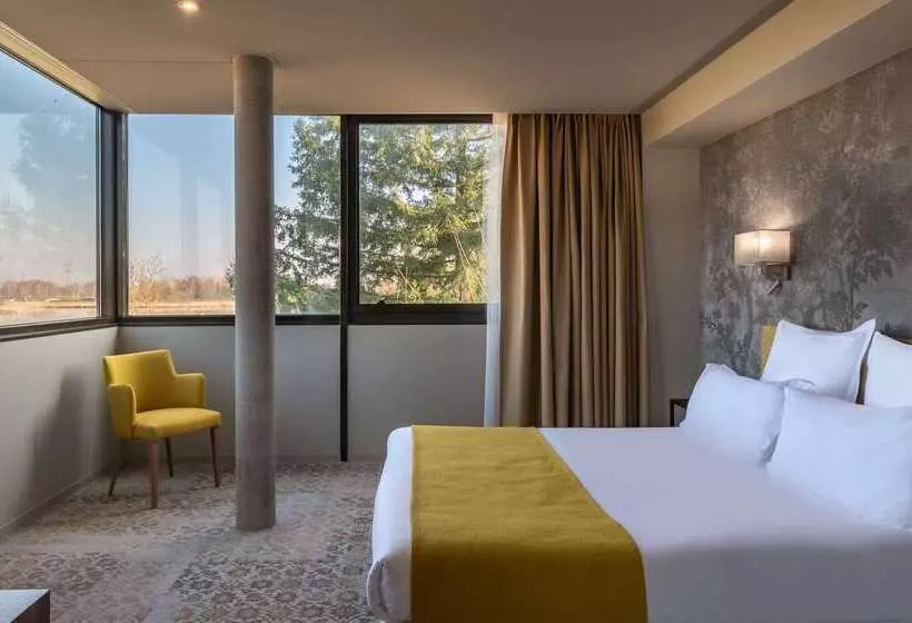 فندق Domaine Du Gouverneur, Hôtel, Restaurant & Golf