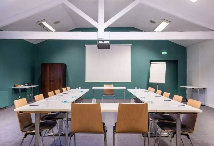 فندق Domaine Du Gouverneur, Hôtel, Restaurant & Golf