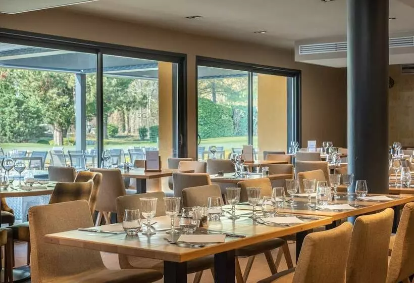 فندق Domaine Du Gouverneur, Hôtel, Restaurant & Golf