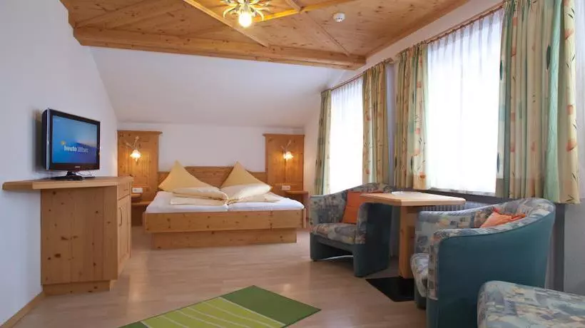 Отель My Mountain Lodge 