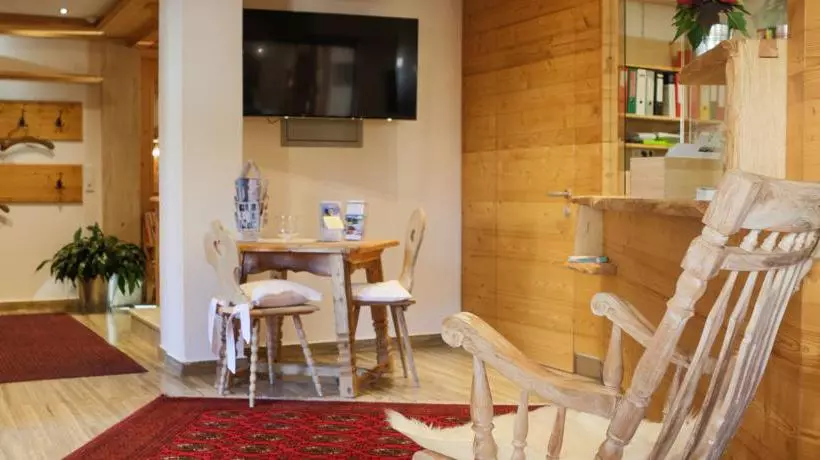 Отель My Mountain Lodge 