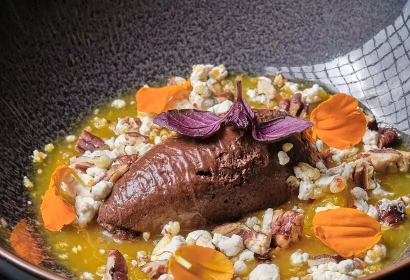 Hotelli Regent Berlin, An Ihg