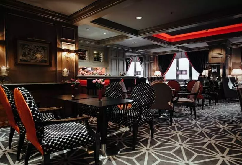 Hotelli Regent Berlin, An Ihg