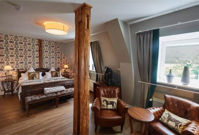 호텔 Schloss Kaarz Mit Park