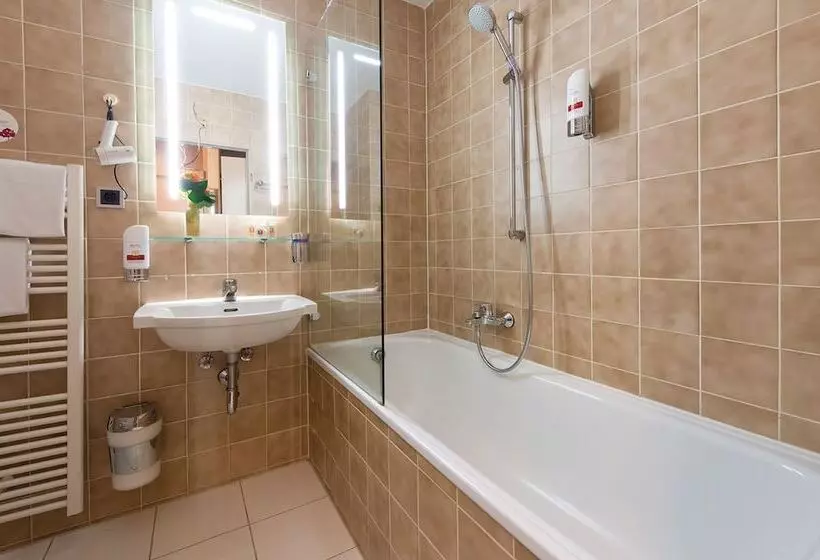 Leonardo Hotel & Residenz Muenchen