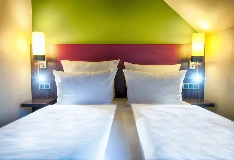 Leonardo Hotel & Residenz Muenchen