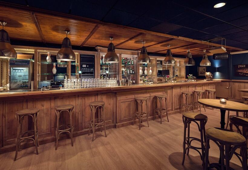 אתר נופש Westcord Hotel Schylge