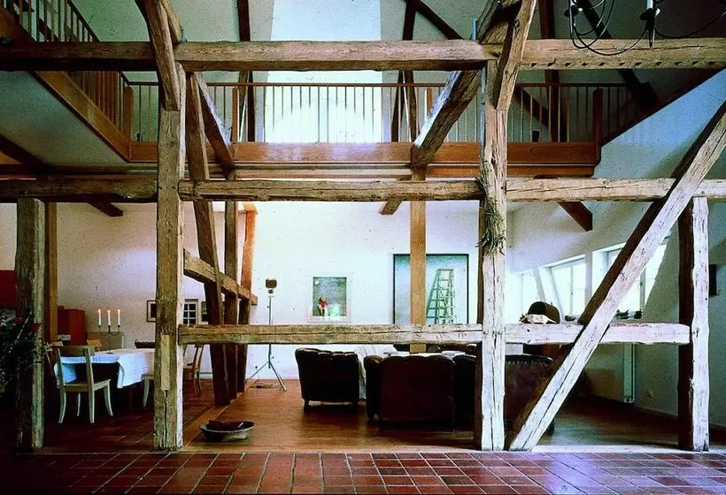 Seehotel Am Neuklostersee