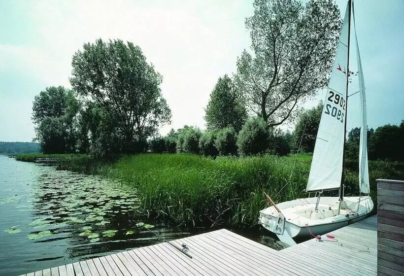 Seehotel Am Neuklostersee