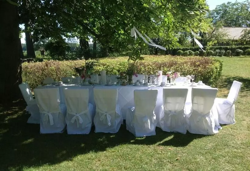 Seehotel Am Neuklostersee