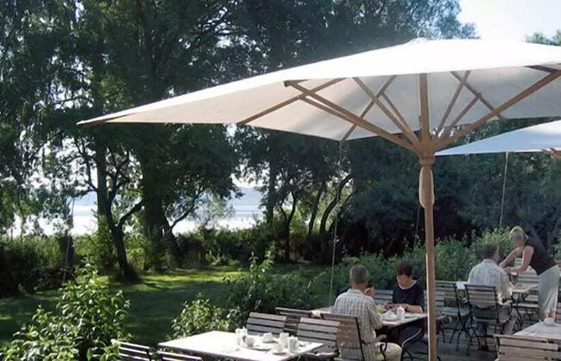 Seehotel Am Neuklostersee