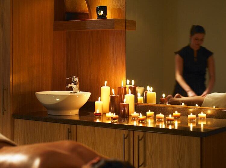 Hollins Hall Hotel, Golf & Country Club