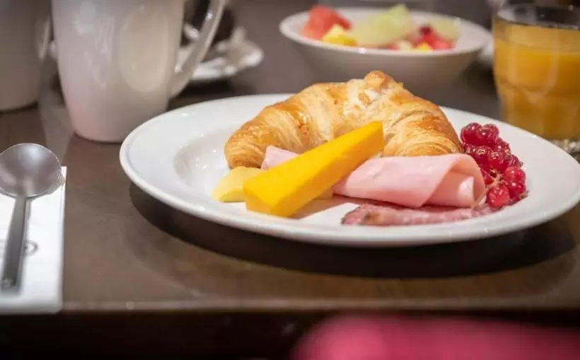 בית מלון כפרי Ballsbridge