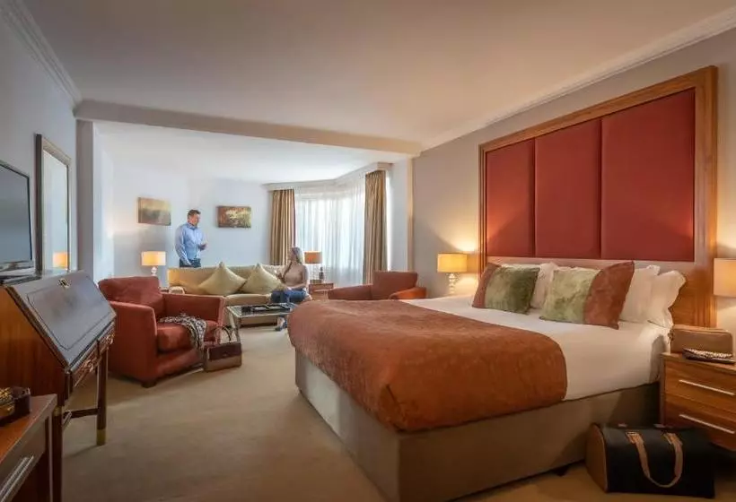 בית מלון כפרי Ballsbridge