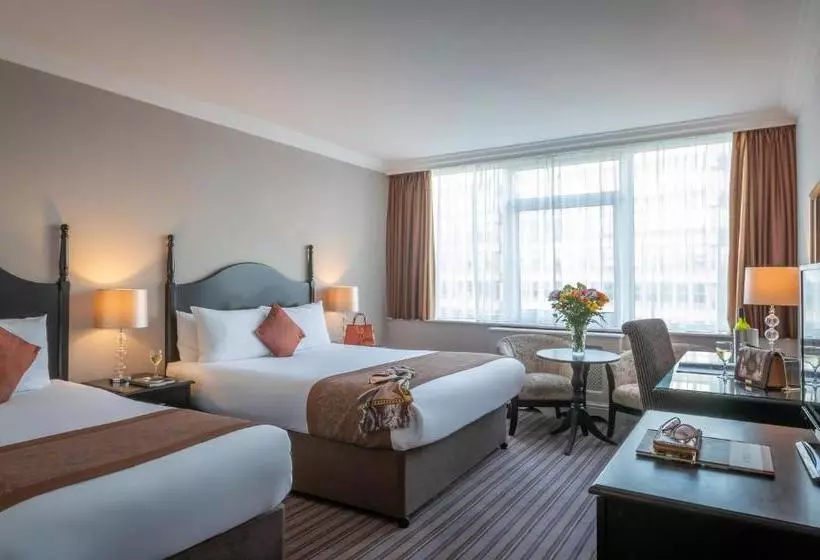 בית מלון כפרי Ballsbridge