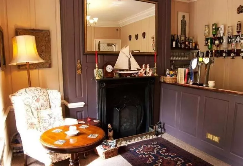 בית מלון כפרי Bowlish House