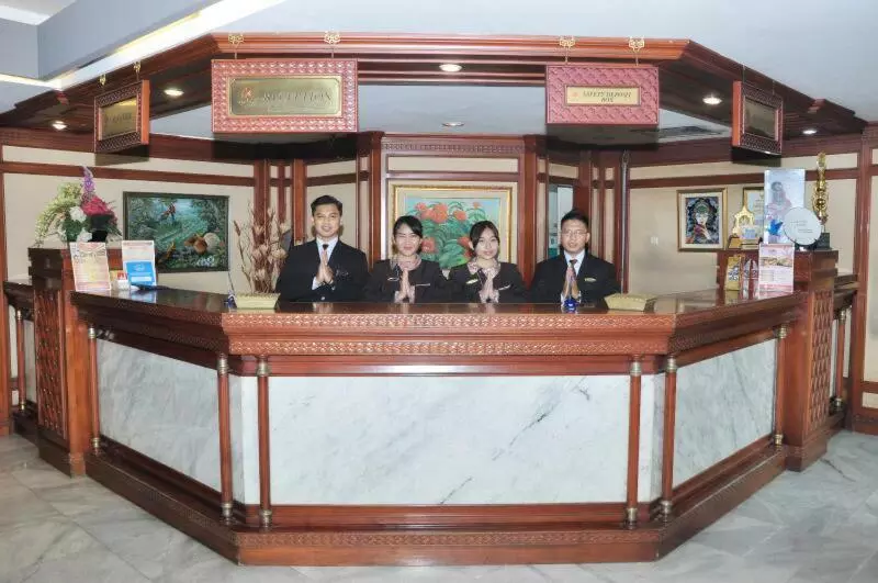 ホテル Prima Cirebon