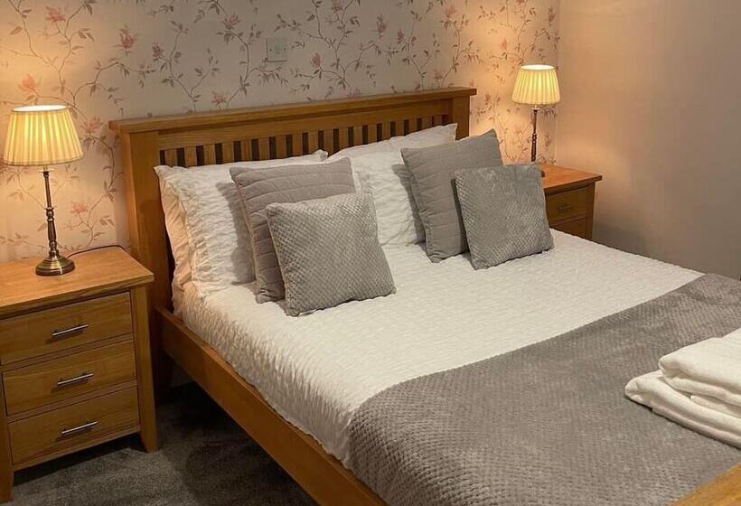 호텔 Queens Head Inn