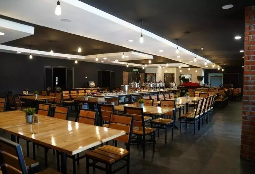 Отель Seri Malaysia Johor Bahru