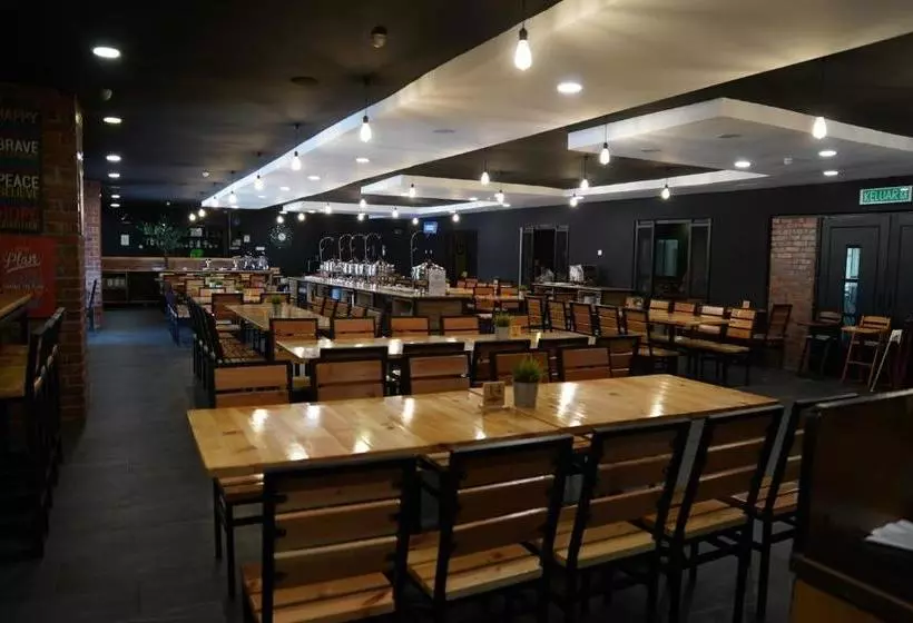 Отель Seri Malaysia Johor Bahru