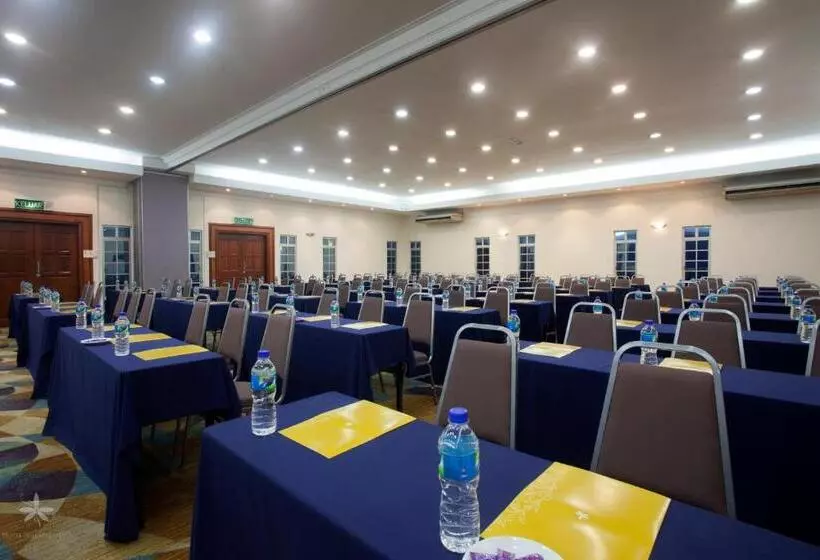 Отель Seri Malaysia Johor Bahru
