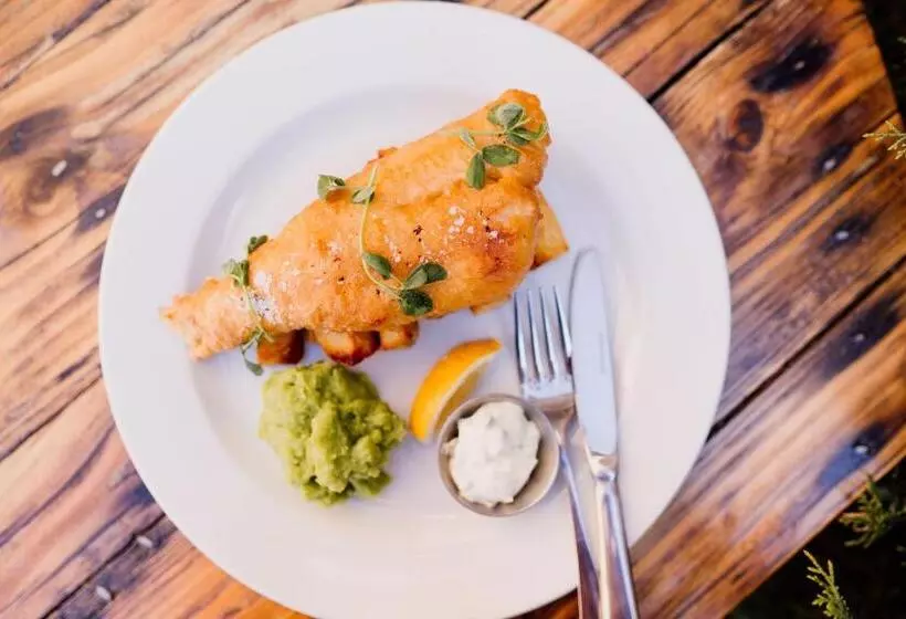 ホテル The Cricketers Arms