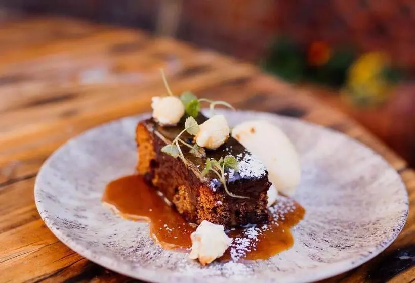 ホテル The Cricketers Arms