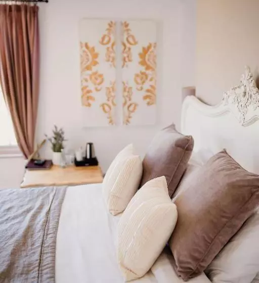 ホテル The Cricketers Arms