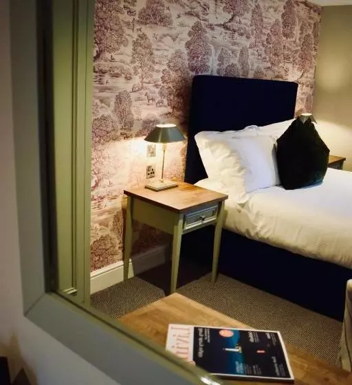 Отель The Devonport