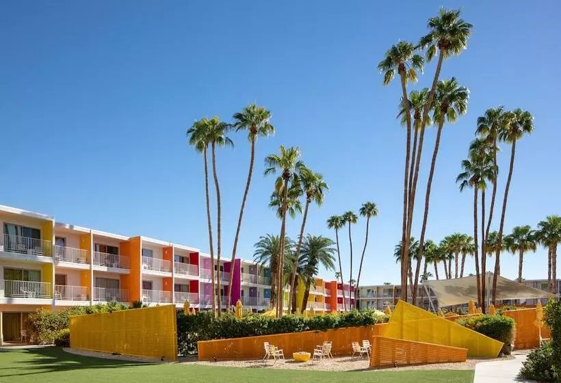 Отель The Saguaro Palm Springs