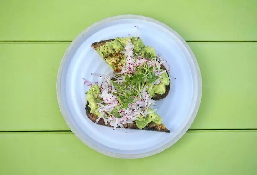 Отель The Saguaro Palm Springs