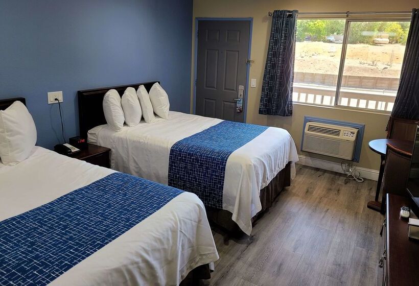 فندق Travelodge By Wyndham Clearlake