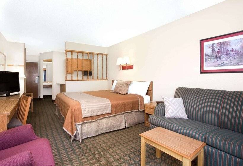 酒店 Travelodge By Wyndham Perry National Fairgrounds Area I 75