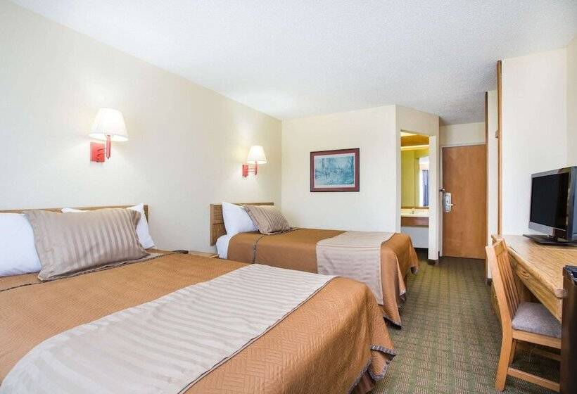 酒店 Travelodge By Wyndham Perry National Fairgrounds Area I 75