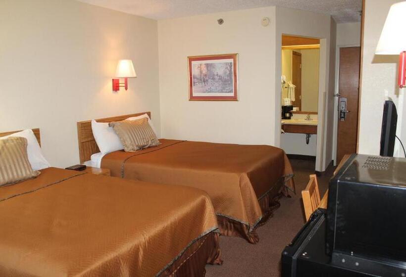 호텔 Travelodge By Wyndham Perry National Fairgrounds Area I 75