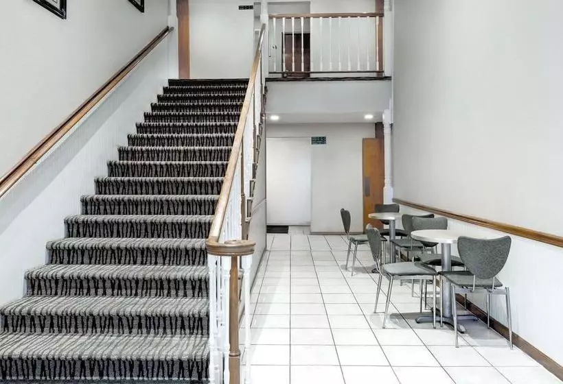 酒店 Travelodge By Wyndham Pelham Birmingham