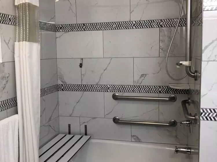 酒店 Triplodge Of Santa Clarita