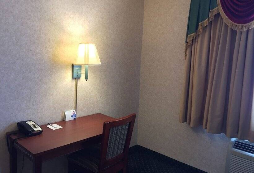 בית מלון כפרי Triplodge Of Santa Clarita