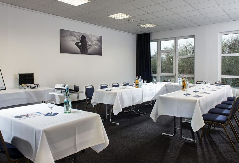 فندق Good Morning + Bad Oldesloe