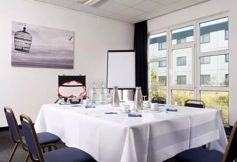 Отель Good Morning + Bad Oldesloe