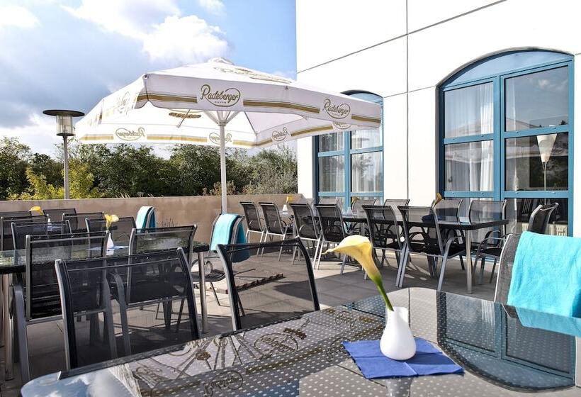 فندق Good Morning + Bad Oldesloe