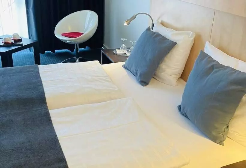 Отель Good Morning + Bad Oldesloe