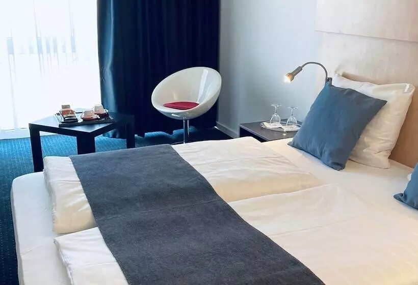 Отель Good Morning + Bad Oldesloe