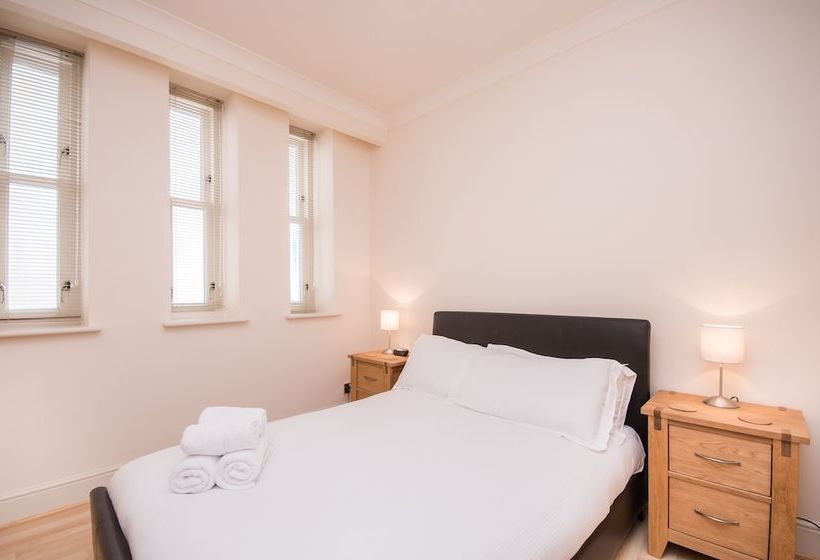 Town Or Country  Imperial Apartments