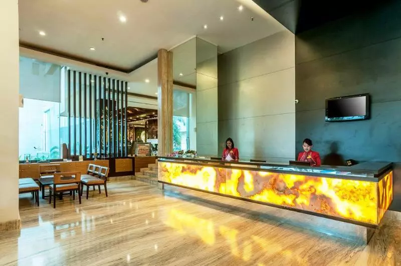 Almadera Hotel Makassar