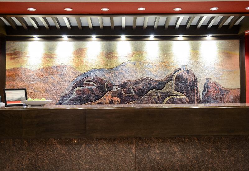 هتل Holiday Inn Montreal Centre Ville Downtown, An Ihg