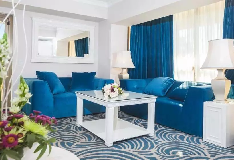 酒店 Lazurnaya  & Spa