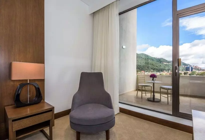 ホテル NH Collection Bogotá Royal Teleport