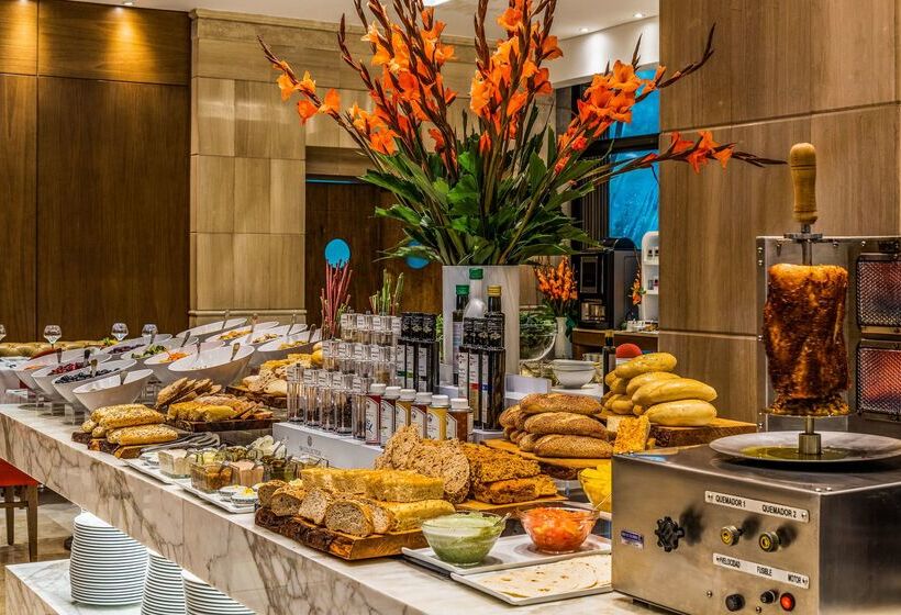 هتل NH Collection Bogotá Royal Teleport